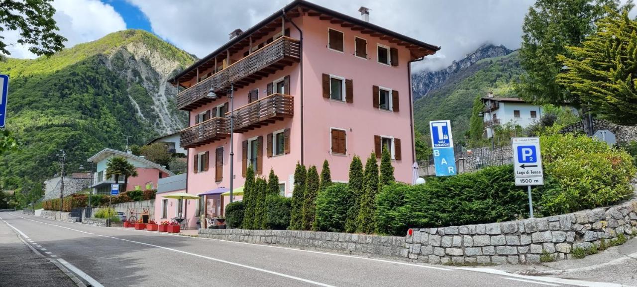 Tenno Appartamenti Garda Lake Kültér fotó